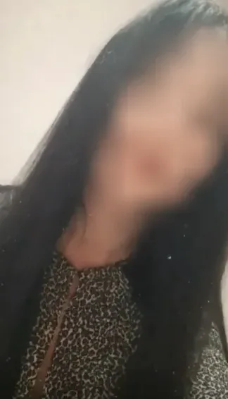 Anna, 26