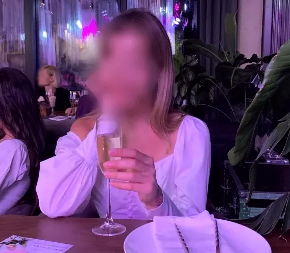 Camilla, 31