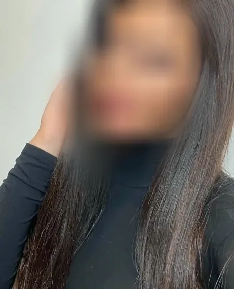 Celina, 28