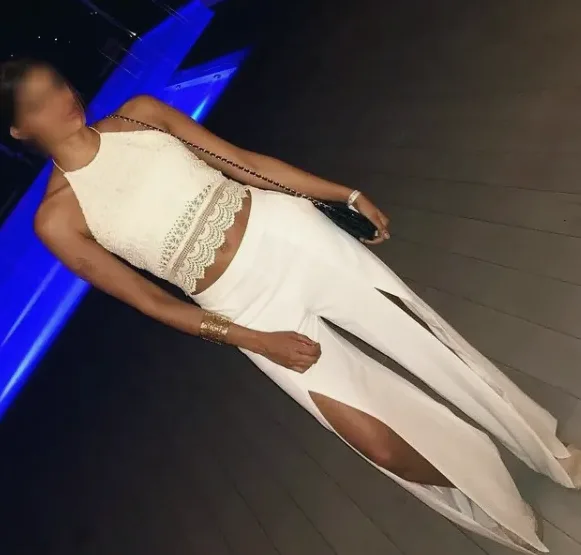 Laura, 40