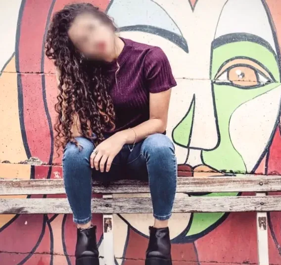 Vilma, 32